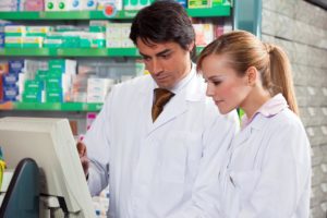¿Por qué estudiar técnico en farmacia y parafarmacia?